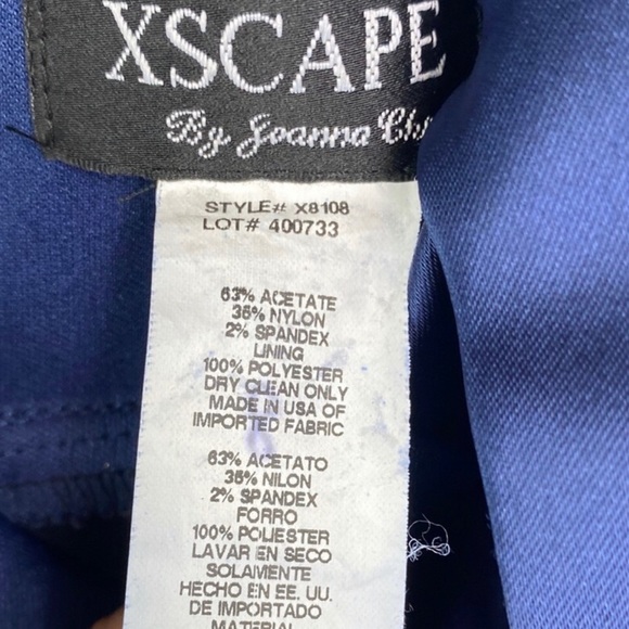 Xscape Satin Deep V cocktail purple Dress Size 4 - Picture 5 of 7